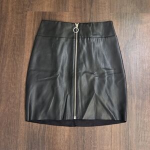 NWT Express Black Leather Pencil Skirt with Ring Zipper